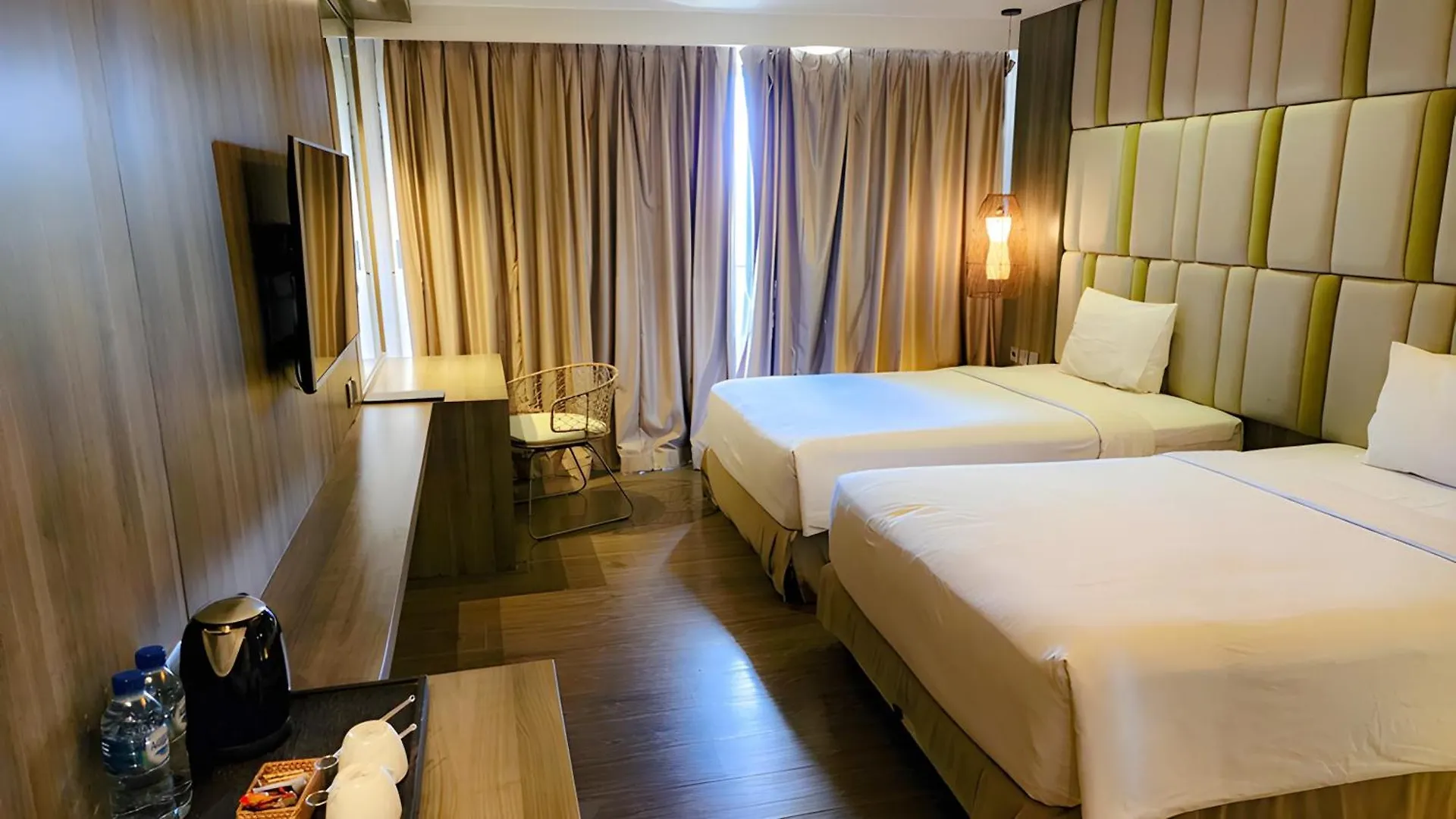 The Crystal Luxury Bay Resort Nusa Dua Nusa Dua  5*, Nusa Dua (Bali)