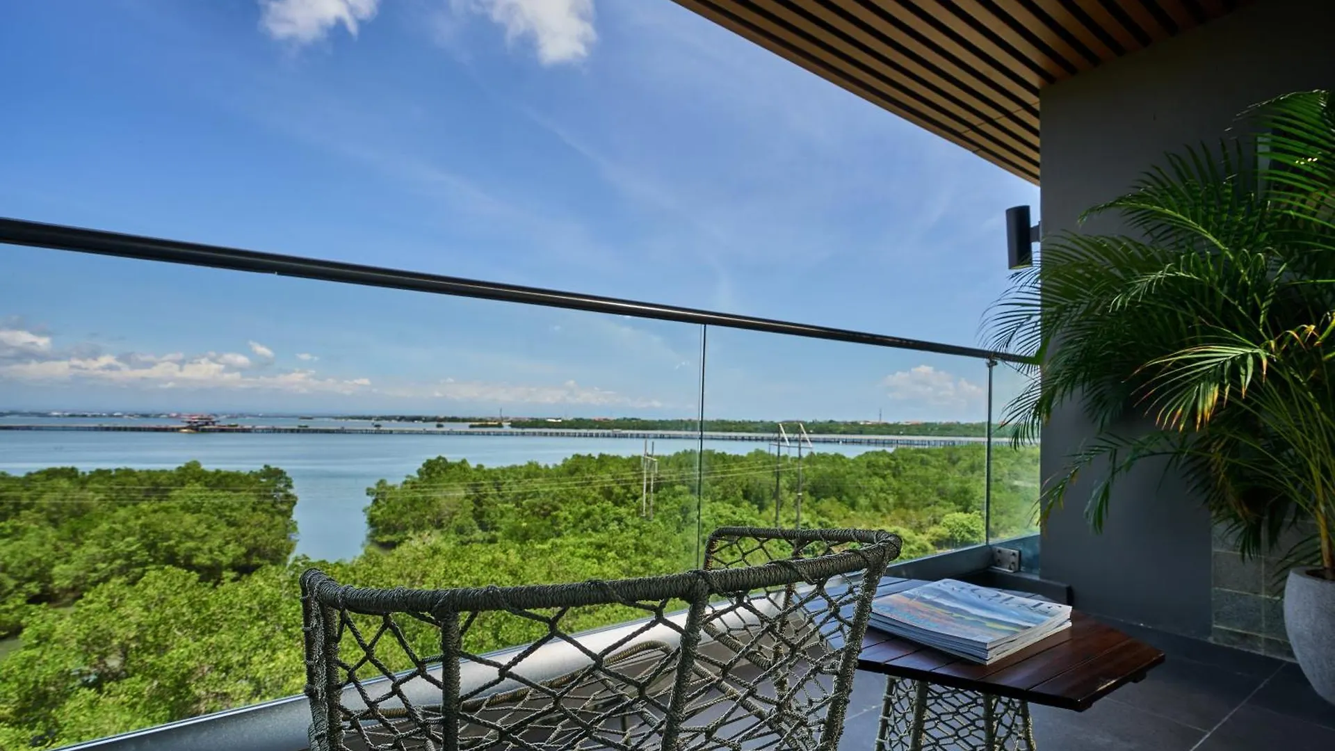 The Crystal Luxury Bay Resort Nusa Dua Nusa Dua   Nusa Dua (Bali)